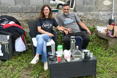 Marijana i Mario u svom dvori&scaron;tu u Kusonjama/Foto: Dinko Kliček/Compas.hr