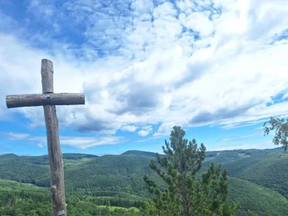 Vrh Mali&scaron;ćak, jedan od vidikovaca na putu daruvarskih planinara/Foto: PD Petrov Vrh