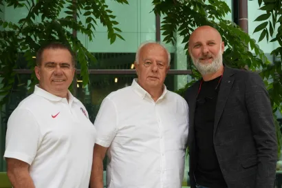Romeo Čižme&scaron;ija (lijevo) tajnik Komisije za mali nogomet pri HNS-u, Boris Durlen i Ratko Vuković, ravnatelj Daruvarskih toplica, Foto: Daruvarske toplice