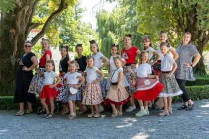 Sudionice modne revije/Foto: Sa&scaron;a Selihar