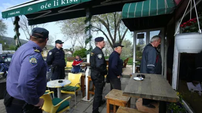 Inspektori Državnog inspektorata, pripadnici Civilne za&scaron;tite i policijski službenici već mjesecima obilaze trgovine, ugostiteljske objekte, socijalne i zdravstvene ustanove i provjeravaju pridržavaju li se propisanih mjera/Foto: Duje Klarić/CROPIX