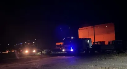 Požar je izbio u poslovnoj zoni/Foto: DVD Pakrac