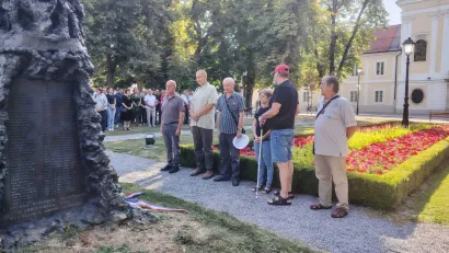 U političke stranke odale su počast/Foto: Slavica Trgovac Martan