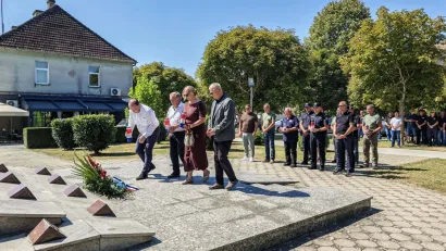 Vijenci su položeni u Gare&scaron;nici/Foto: Krugoval Gare&scaron;nica