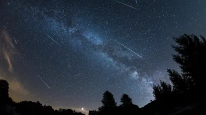 Nebo je noćas s Petrovog vrha izgledalo spektakularno/Foto: Sa&scaron;a Selihar