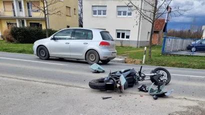 Moped nakon sudara/Foto: Čitatelj