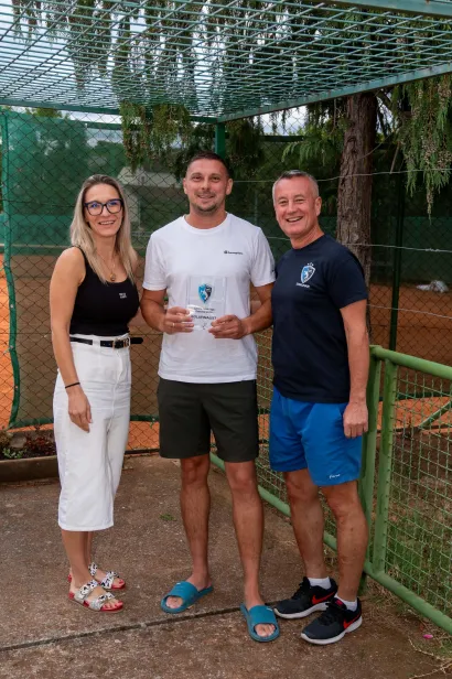 Trećeplasirani Ljetne lige 2026.; Marko Đukić - prva jakosna skupina; Željko Ament i Ivica Jozić &ndash;druga jakosna skupina (nedostaje fotografija Igora Karačića, koji nije mogao nastupiti u finalu zbogranije preuzetih obaveza)/Foto: Predrag Uskoković/Grad Daruvar