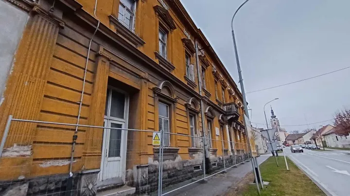 Foto: Zgradi je potrebna temeljita obnova/Foto: Slavica Trgovac Martan