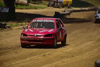 Sprema se pravi spektakl/Foto: Autocross klub Dežanovac