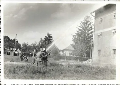 Vježba I. požarnog rajona/Foto: Monografija "Daruvarski vatrogasci - 140 godina DVD-a Daruvar