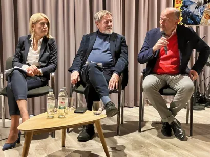 Jasna Vaniček-Fila, Tihomir Cipek i Jiř&iacute; KudělaFoto: Tea Vesel&aacute;kov&aacute;