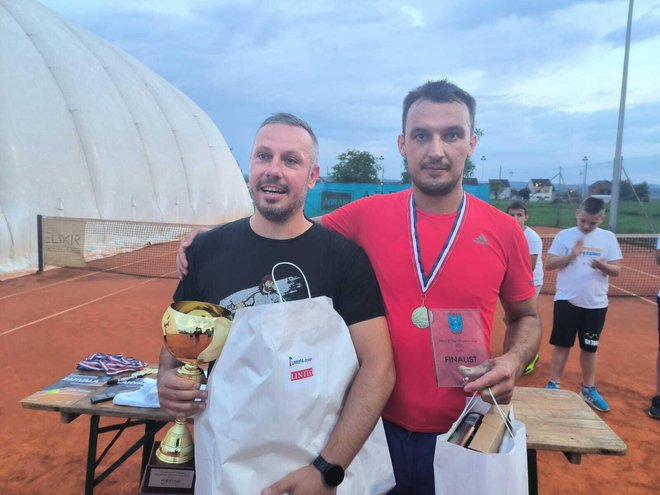 Čubrilo (lijevo) je pobjednik kategorije Elite i finalist Dario Perković (desno)/Foto: Jure Rosić