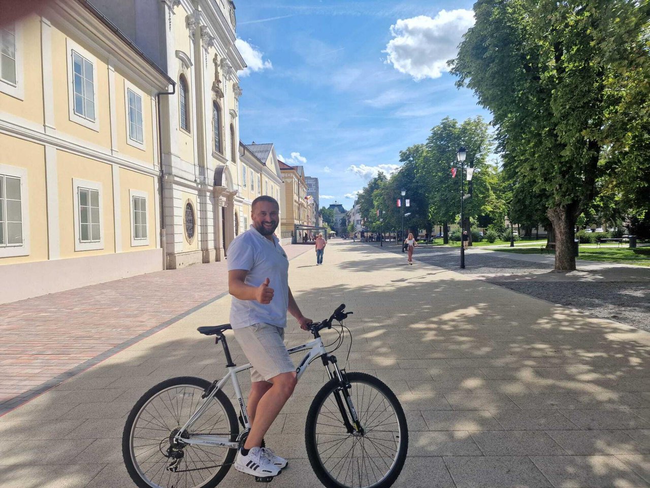 Fotografija: Od jučer bez straha od kazne smijete biciklom voziti po bjelovarskom korzu/Foto: Grad BJelovar