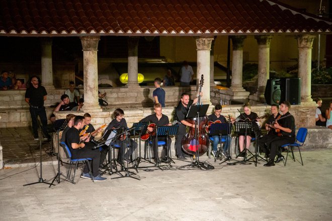Koncert Tamburaškog orkestra Pakrac/Foto: Franko Bačić, za Turističku zajednicu Općine Blato
