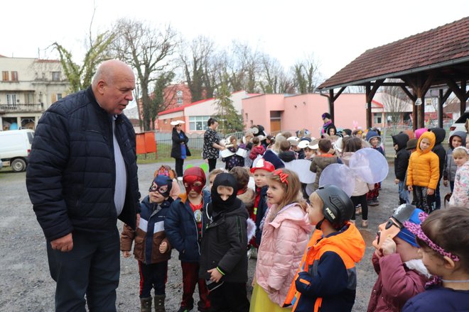 Mališane je dočekao gradonačelnik Vinko Kasana/ Foto: Compas.hr