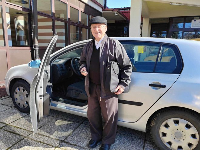 Iako ima 88 godina, i dalje vozi automobil bez ikakvih poteškoća/Foto: Martina Čapo