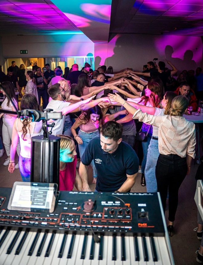 Humanitarna zabava u Hrvatskom domu na kojoj je skupljeno više od 11.000 eura za Karla/Foto: Tino Šepl