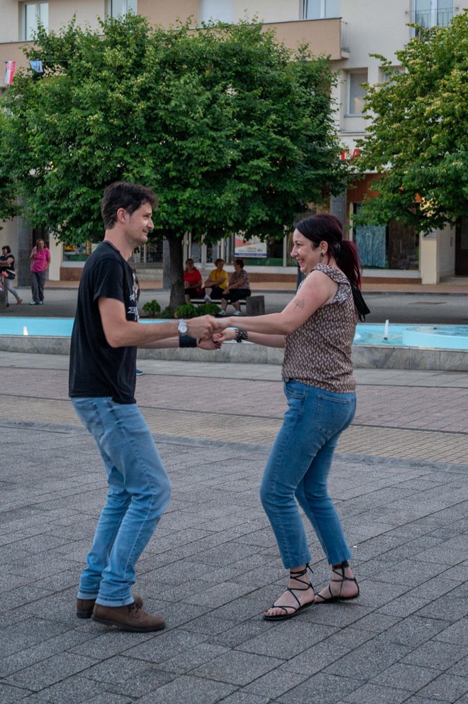 Plesalo se na Trgu kralja Tomislava/ Foto: Predrag Uskoković/ Grad Daruvar