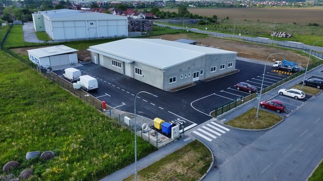 Tvrtka je nedavno izgradila svoju poslovno-proizvodnu zgradu u Poduzetničkoj zoni II u Lipiku / Foto: Ziv-Tica d.o.o.