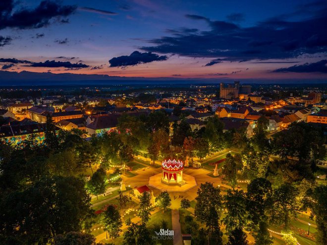 Bjelovar okupan svjetlošću/Foto: Štefan Brajković