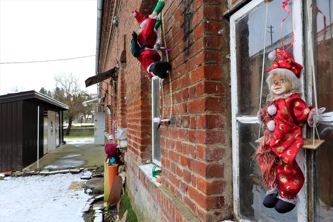 Detalj iz naselja koje bi se treblo srušiti i pretvoriti u Centar za mlade/Foto: MojPortal.hr