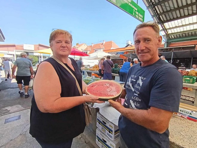 Lubenice obitelji Petrić slatke su kao med, kažu kupci/Foto: Slavica Trgovac Martan