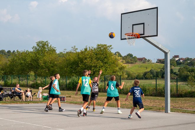 Uživancija na igralištu/Foto: Predrag Uskoković