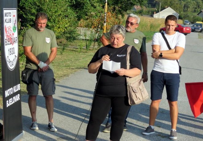 Supruga pokojnog Gaše održala je prigodan govor, kao i načelnik Općine Sirač Igor Supan/Foto: Antonio Demeter