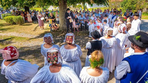 Povijesna 50. Zapovijed pod lipom: Danas se vraćamo u jedinstven način čitanja obavijesti