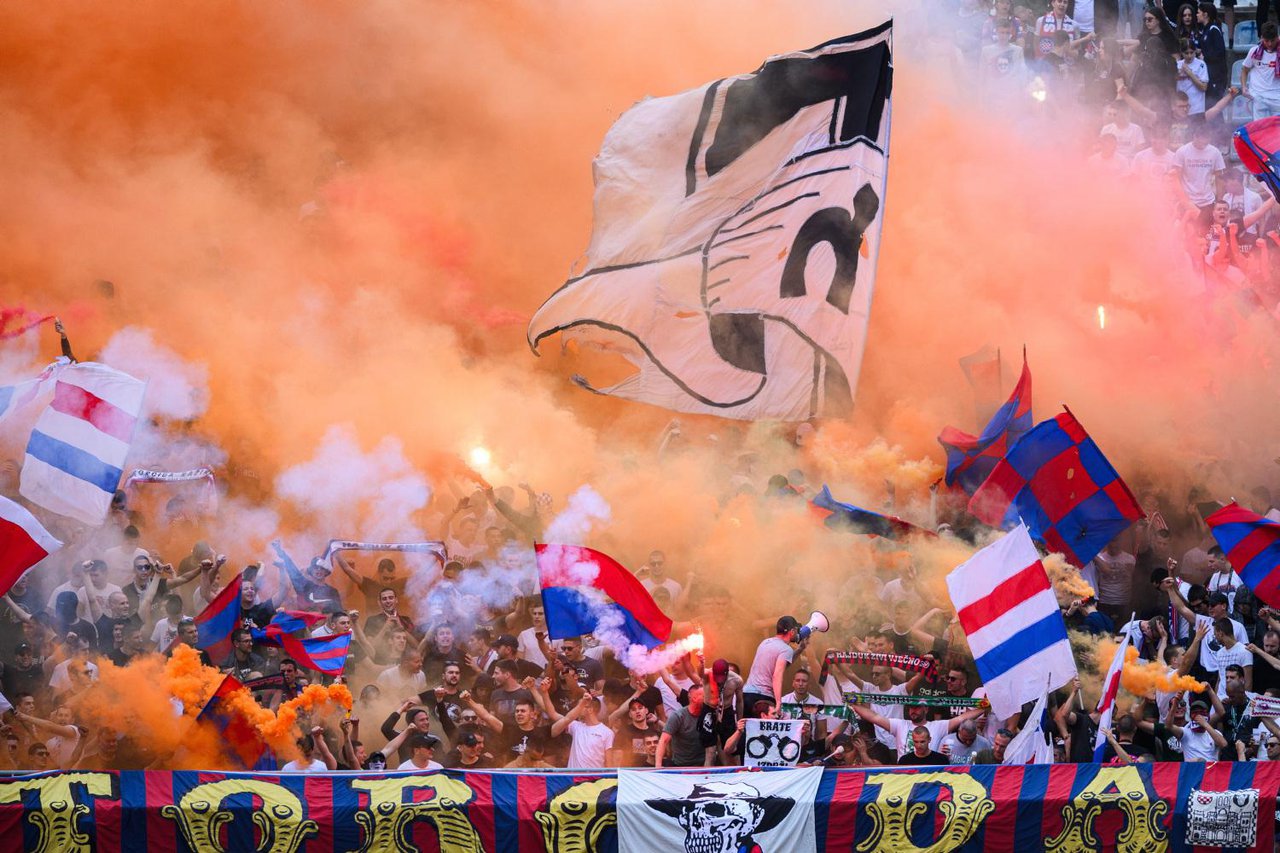 Fotografija: Torcida u velikom broju dolazi u Grubišno Polje/Foto: Tom Dubravec/CROPIX