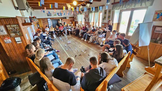 Budući da su radiomice zanimljive i korisne, svi pažljivo slušaju/Foto: Nikica Puhalo/MojPortal.hr