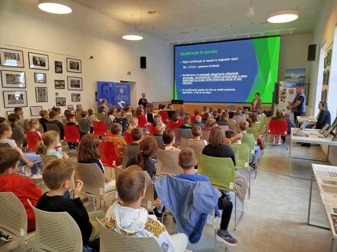 Predavanje se pozorno slušalo/Foto: Centar Natura 2000