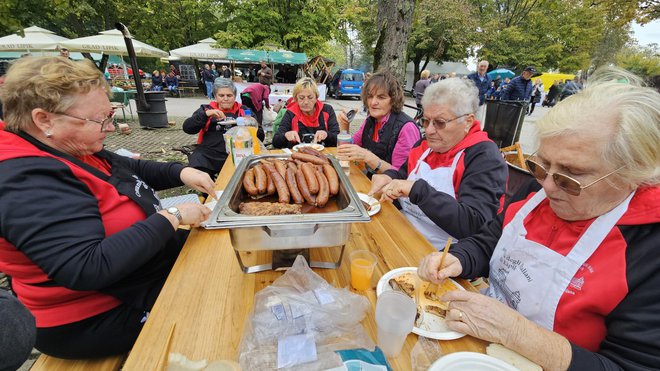 Gdje god se čovjek okrene, dobro se jelo/Foto: Nikica Puhalo/MojPortal.hr