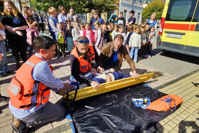 Demonstracija pružanja prve pomoći/Foto: Nikica Puhalo/MojPortal.hr