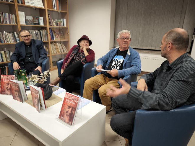 O monografiji Maurović govorili su Mato Pejić, Božica Jelušić, Davor Šunk i autor Veljko Krulčić/Foto: FraMaFu Festival