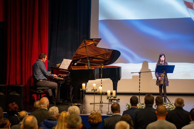 Tomislav Milić na klaviru i Iris Shejbal na saksofonu/Foto: Predrag Uskoković/Grad Daruvar