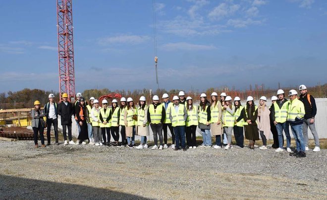 Studenti i domaćini na okupu/Foto: Grad Grubišno Polje