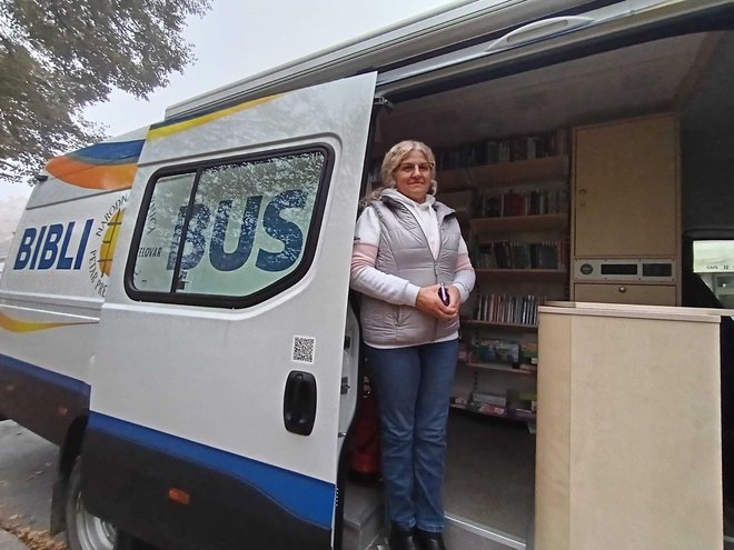 Dražena Rajsz u bibliobusu radi od 2015. godine/Foto: Slavica Trgovac Martan