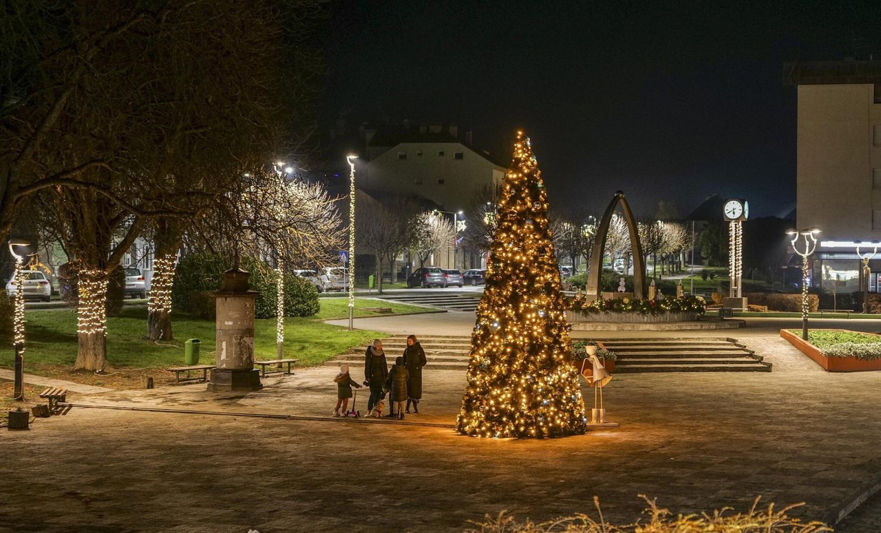 Fotografija: Sve je spremno za još jedno izdanje manifestacije Advent u Garešnici/ Foto: Zoom Garešnica