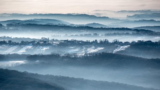 FOTO Dejan Adžić snimio je (opet) čarobne fotografije, ovog puta s Petrovog vrha. Uživajte...