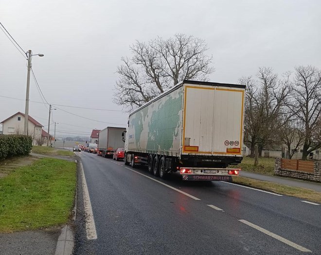 Svakog dana na raskrižju se stvaraju velike gužve/Foto: MojPortal