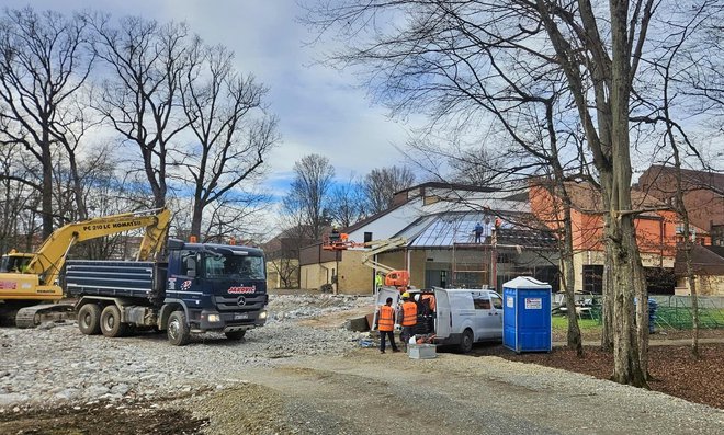 Radni strojevi na gradilištu/Foto: Dijana Puhalo/MojPortal.hr