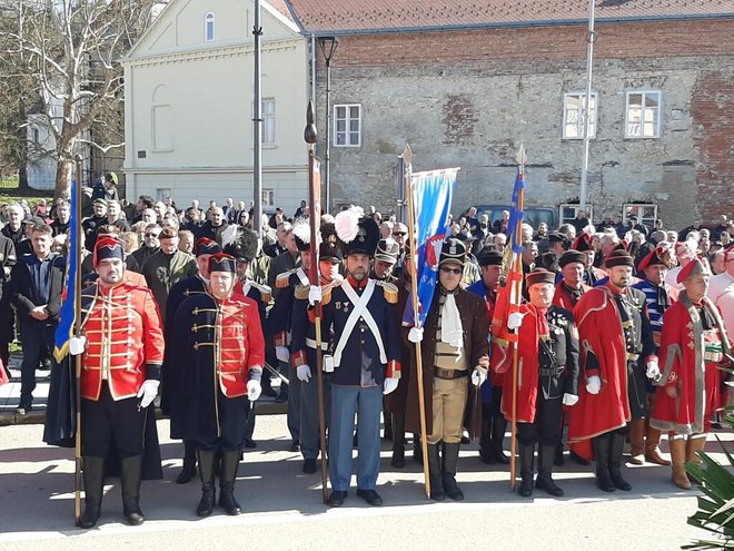 Mimohod pobjednika u Pakracu/ Foto: Pakrački list