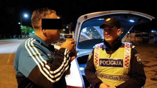 Pijanog Lipičanina policija uhvatila za volanom pa završio na triježnjenju: "Mora platiti 1320,00 eura"