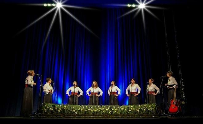 Ženska klapa Stentoria na svom prvom velikom koncertu 2013. godine/Foto: Fra Ma Fu Daruvar